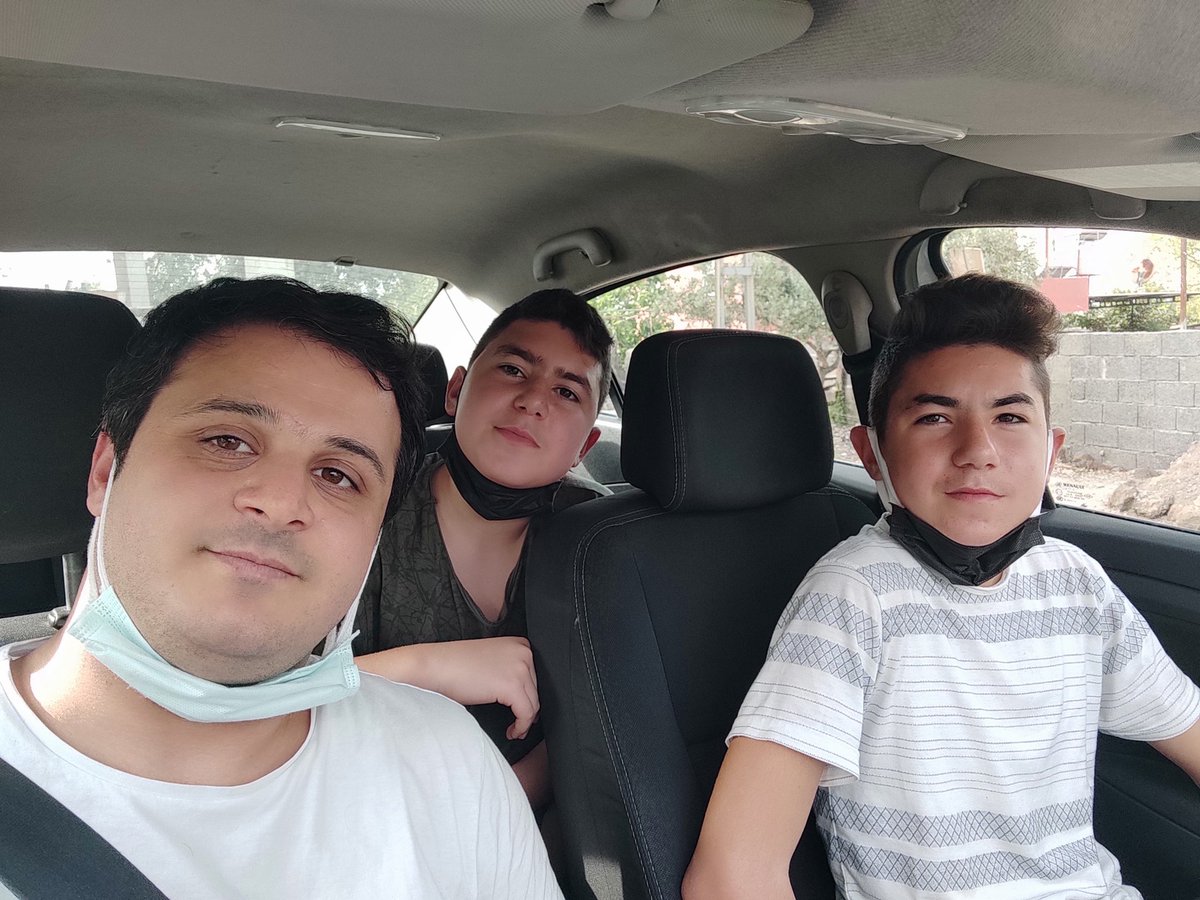 CanerAtm1's tweet photo. #Aslanlarımla derslerimiz bittikten sonra havanında güneşli ve güzel olmasıyla,  #Ailelerinindeİzniyle  çocuklarımıza sürpriz yaptık ve güzel bir gezi ayarlayarak mutlu olmalarına vesile olduk.

Küçük kalplerin dualarında ve yüreklerinde olmak dünyanın satın alınamayacak tek https://t.co/CDQHVi2gVc