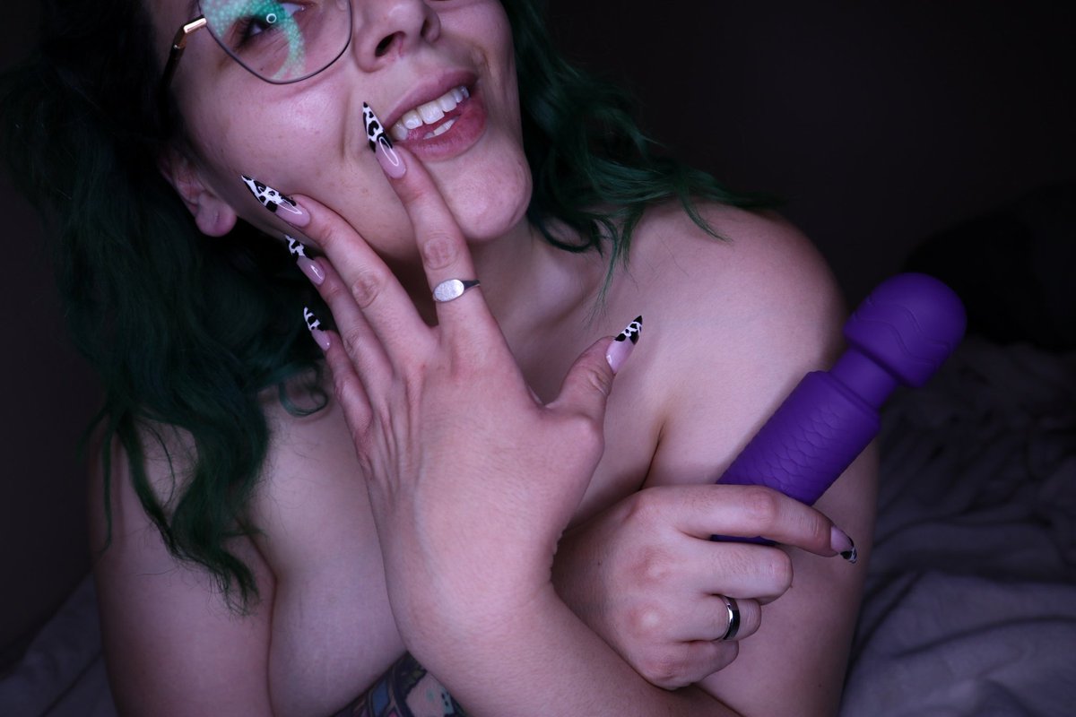 zombi3babe's tweet photo. Watch the FULL video on my Only Fans ,👀💕😍😍😍💦💦
Only $3! https://t.co/9j5SIosRsO
#onlyfanslinks #onlyfans_girl #onlyfansfreepage #onlyfans #bodypositivity #bbw #thickgirl #curl #deepThroatSpecial https://t.co/aiL8SwqVtz