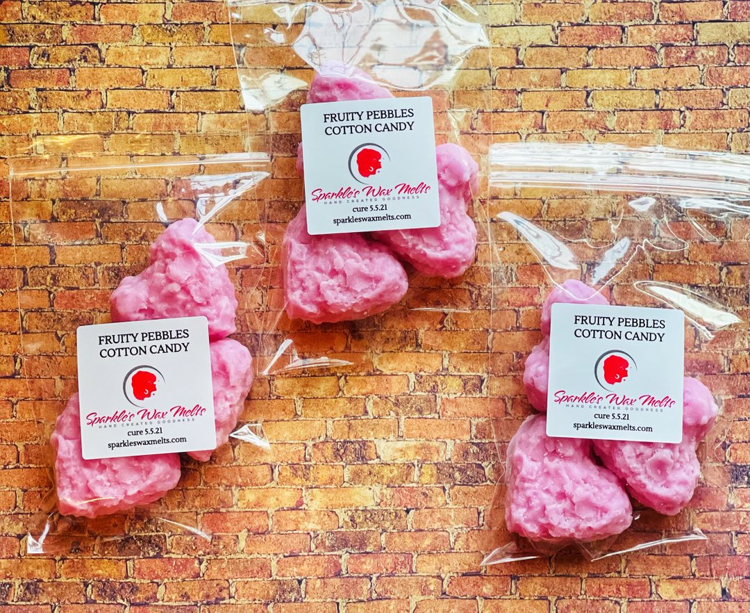sparkleswaxmelt's tweet photo. I just love our grubbies!! They are just so cute!  #sparkleswaxmelts #custom #minipies #waxcommunity #waxmelts #vendorwax #indievendor #orderready #orderpickup #customorder #waxwarmer #tealightwarmer #happyplace #enjoy #scentblends https://t.co/qh7mmXgUAv