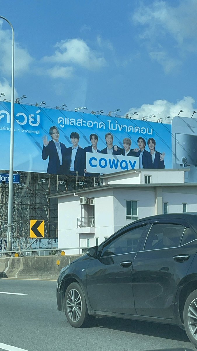 ขึ้นทางด่วนพบปะพ่อหนุ่มสุดหล่อทั้ง 7 คน