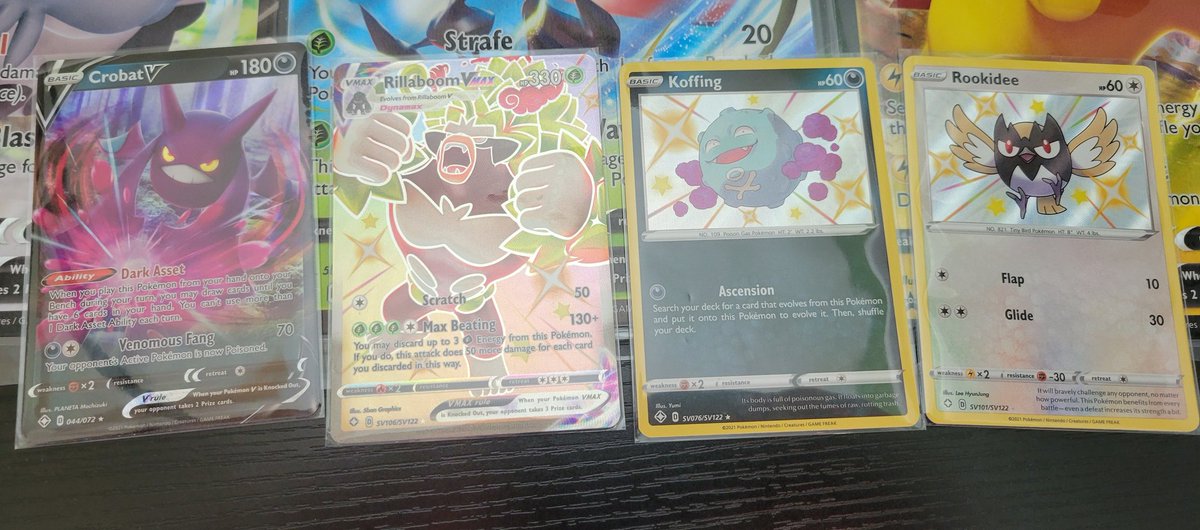 bradcraz's tweet photo. Today's hits! Also first time I've raided someone and it immediately said they went offline, sorry to my raiders 😕 @IamSoloJoeLIVE @RippersCity @JoshProwl 
@KevlarOnTwitch @GamerxNicole @PikachuWeeb @GreenWitEVIL @CharmanderHelps  #pokemoncardpulls #pokemontcg #pokemoncommunity https://t.co/szOJgUTaNw