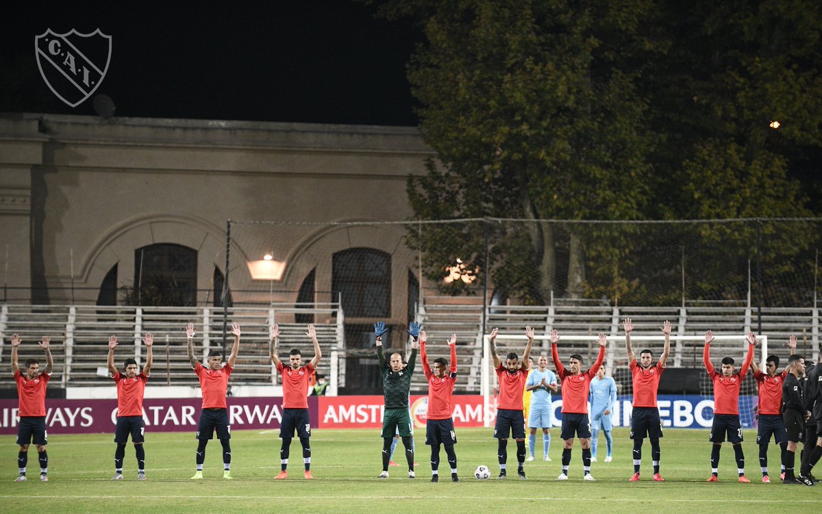 Nunca bajar los brazos, de eso se trata...
Disfrutando muchísima esta oportunidad que me está dando la vida. Vamos Rojo 👹