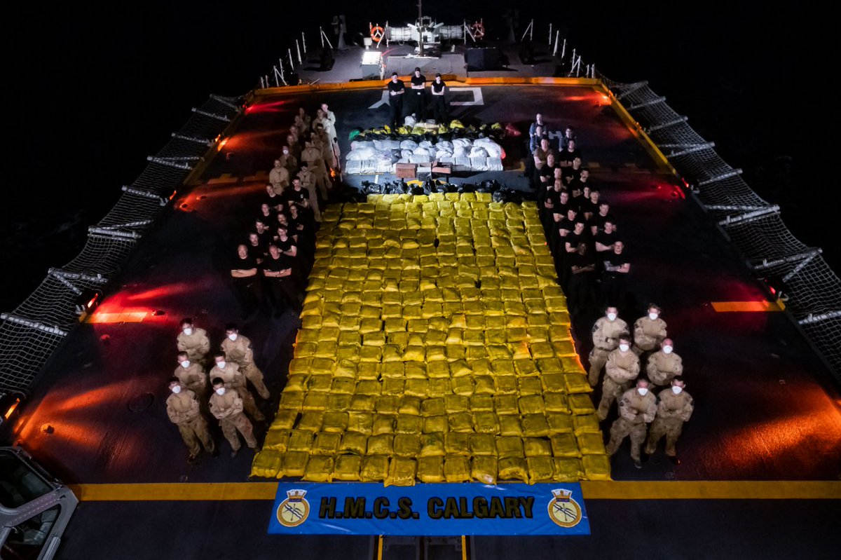 CanadianForces's tweet image. Leading the charge 🐎

@HMCSNCSMCalgary has done it again &amp;amp; seized 
Over 10 tons of hashish
1190 kg heroin 
880 kg methamphetamine

Removing illegal drugs from the streets &amp;amp; out of the hands of criminals. This is why Canada needs a Navy. 
#OpARTEMIS #WeTheNavy