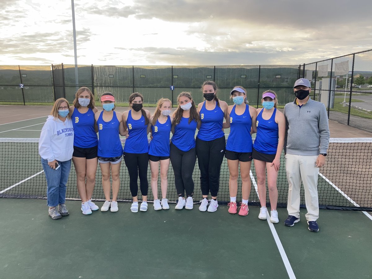 BburgHSBruins's tweet photo. Girls Tennis defeats Hidden Valley 9-0 and moves to 7-0 on the season 🎾 https://t.co/kvKbZFXd16