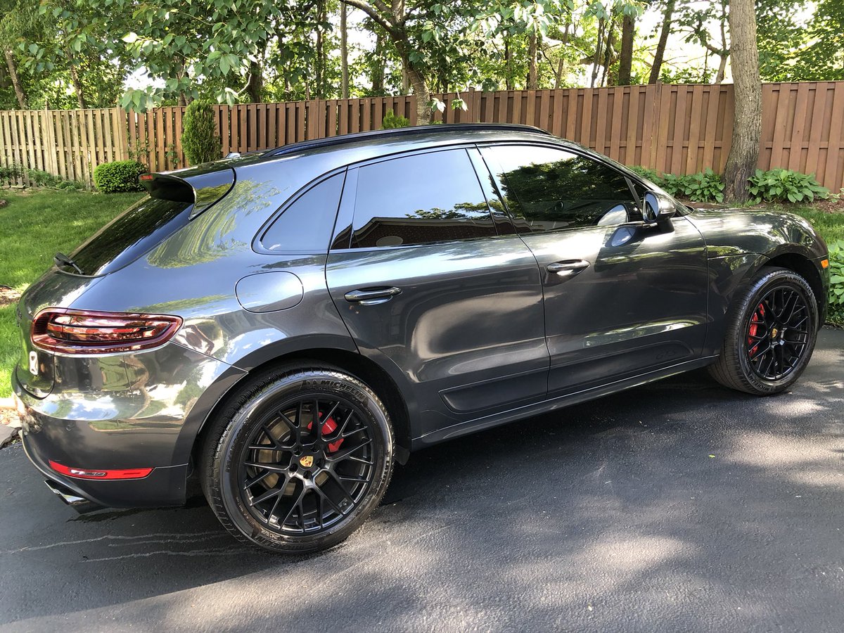 drdetailsdmv's tweet photo. Porsche Macan GTS with a maintenance interior detail &amp; foam cannon wash
#veteraownedbusiness 
#smallbusinessowner 
#detailsmakethedifference 
#detailersofinstagram 
#detailingworldofficial 
#dmvdetailman 
#porschelife https://t.co/yDrC5yweWY