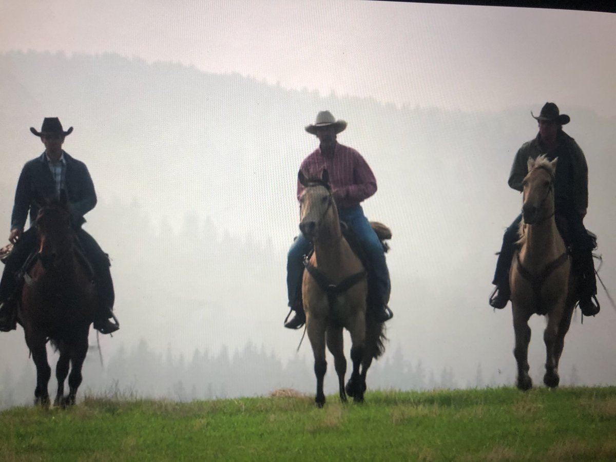 The most badass scene of heartland don’t tell me otherwise #getthatdumper #Heartland #kickhisass