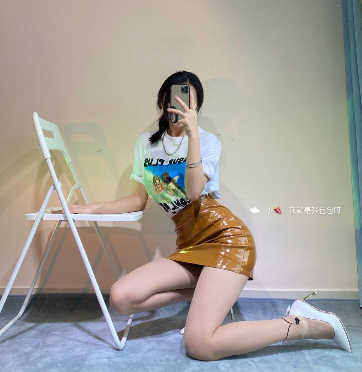 又到了想变成步行街地上的一块砖的季节了
T👔：iconslab
🧦：妖怪森林 https://t.co/EaBMwew9iz