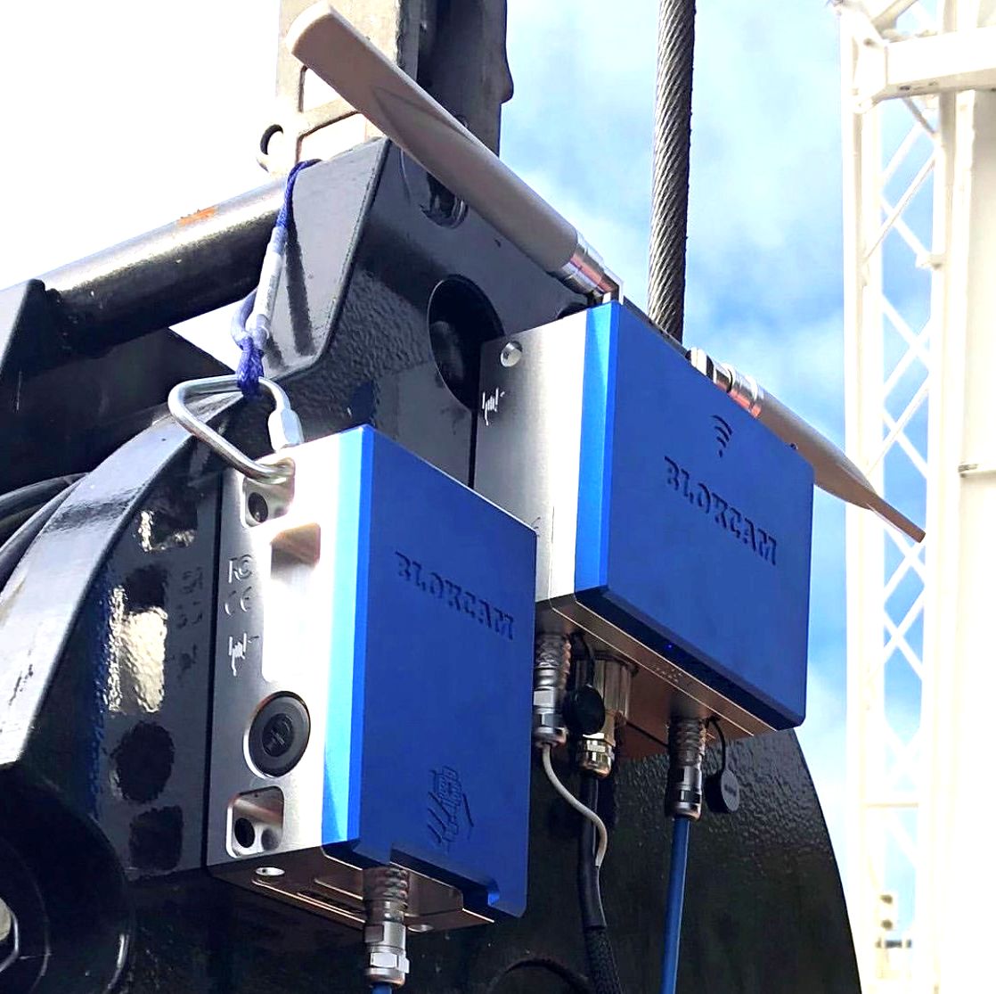 BlokCorp's tweet photo. ❗ BLOKCAM ❗

The BlokCam system not only functions in order to keep your construction site safe, it is also built to last!

If you would like to improve your lifting safety, contact us on +44 1482 351546

🏗️ 🏗️

#blokcam #blokalert #blokcorp https://t.co/KJ4YBrax7S
