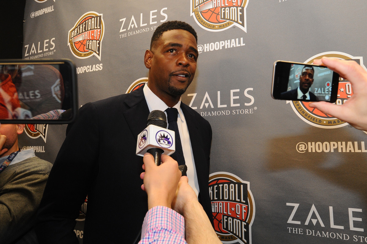 Chris Webber out at TNT on eve of NBA playoffs