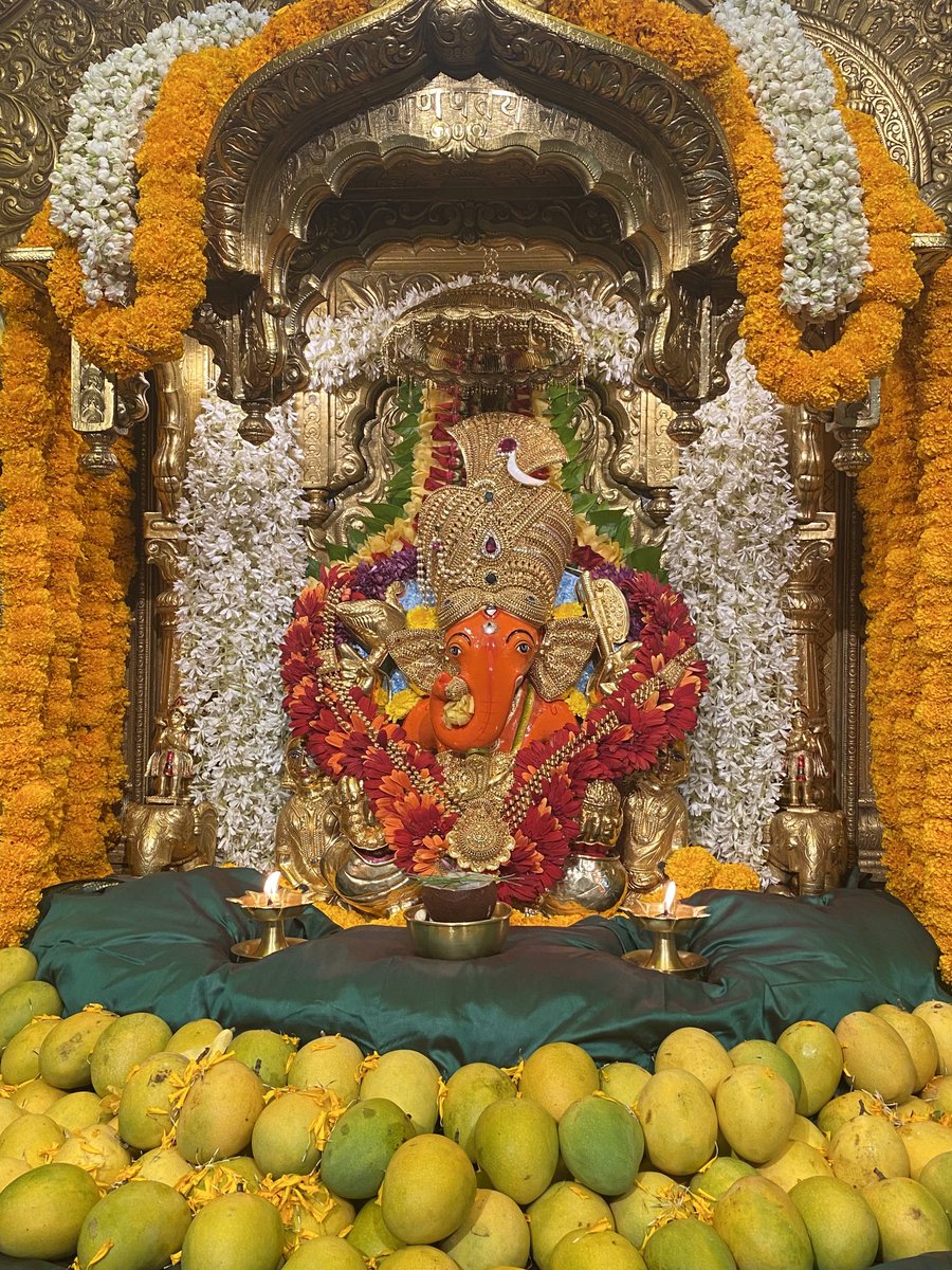 Shree Siddhivinayak Ganapati Temple Trust tweet media