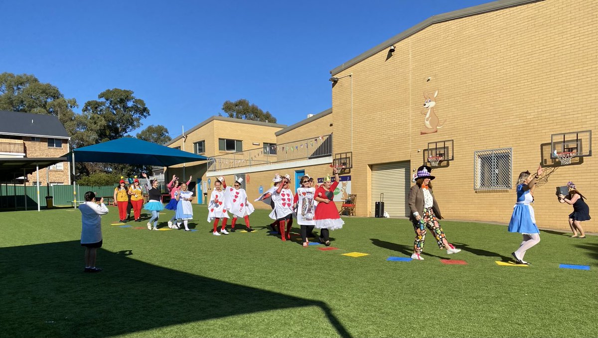 LizMcQuadeJones's tweet image. Experiential learning promoting Oracy ⁦@stjosephskwood⁩ 
#attendancematters 
👏⁦@trishreilly6⁩ ⁦@abusuttil2⁩ @mariebrogan7 ⁦@CatholicEdParra⁩