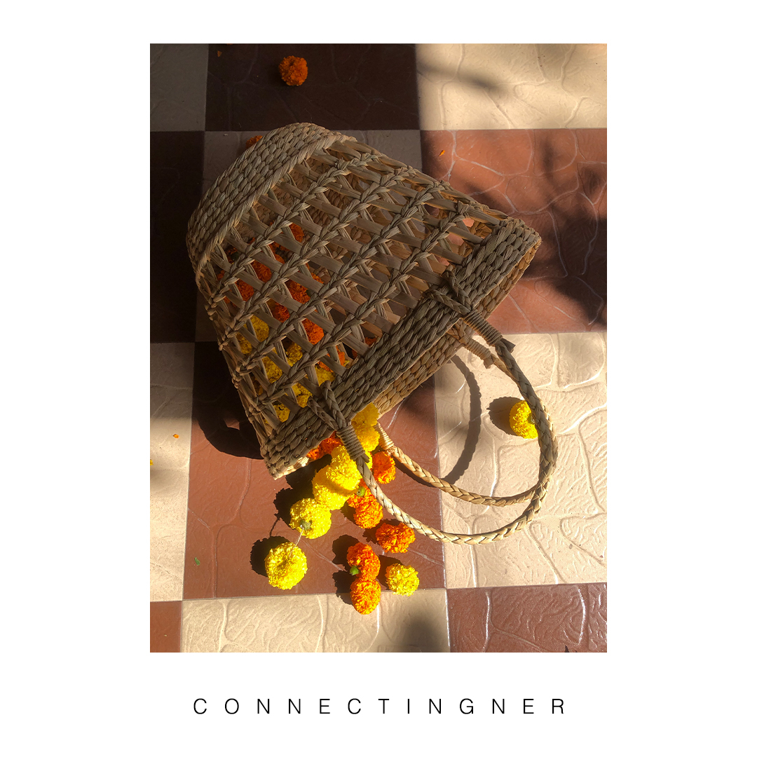 ConnectingNer's tweet photo. Eid Mubarak to one and all.

An end to a new beginning. A blessed one, hopefully.

Have a happy day. More importantly, a safe one.

The post features our Netty Bag made with Kauna Grass.
#connectingner #cnerhome #homewithcner  #heritagecrafts #indianhandicrafts #HomeDecor https://t.co/11YR1MlElE