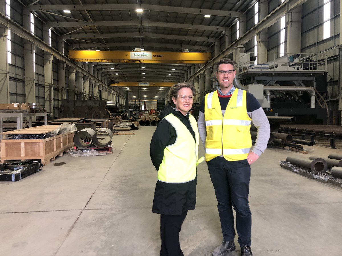 Proud to know that the largest fabrication facility for steel pressure vessels, heat exchanger and piling in Australia is based here in Geelong. <a href="/ICNVictoria/">ICN Victoria</a> was pleased to visit local firm @ThorntonEngineering this week with 170 on the team. #localjobsfirst #lovemyhivis #GoCats