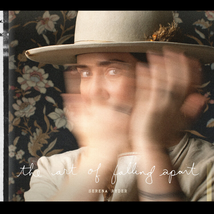 „The Art of Falling Apart“ ist bereits das achte Album von <a href="/serenaryder/">Serena Ryder</a> , die in Kanada Gold- und Platin-Erfolge erreicht hat. Musikalisch mischt sie „klassische“ Folk- und Pop-Einflüsse mit Elektro-Pop und Retro-R&amp;B.mobilefidelity-magazin.de/serena-ryder-t… 
#Review