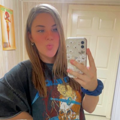 SneedCarli's tweet photo. #NewProfilePic https://t.co/2Pav4TxCNF
