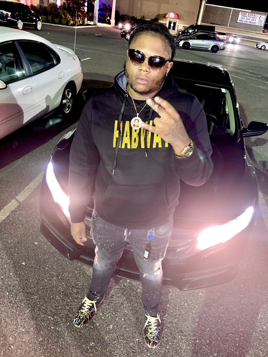 HabwayYL's tweet image. I got fallen soldiers, I’m just thankful count my blessings 🤞🏾 #TaurusSeason  #22 #4Duke💙