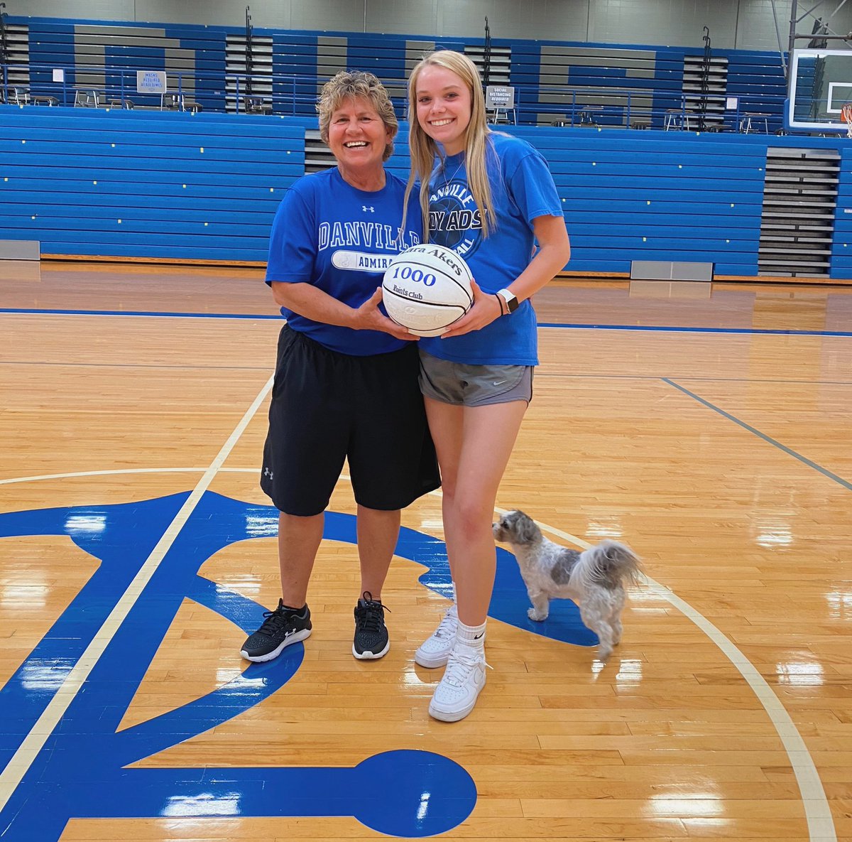 DHSLadyAdsBBall's tweet photo. We want to say Congratulations to our Lara Akers &amp; welcome to the 1000 point club! Lara passed the 1000 point mark during her junior season. Help us congratulate Lara! 

🏀⚓️ https://t.co/B0RuR9K4D8