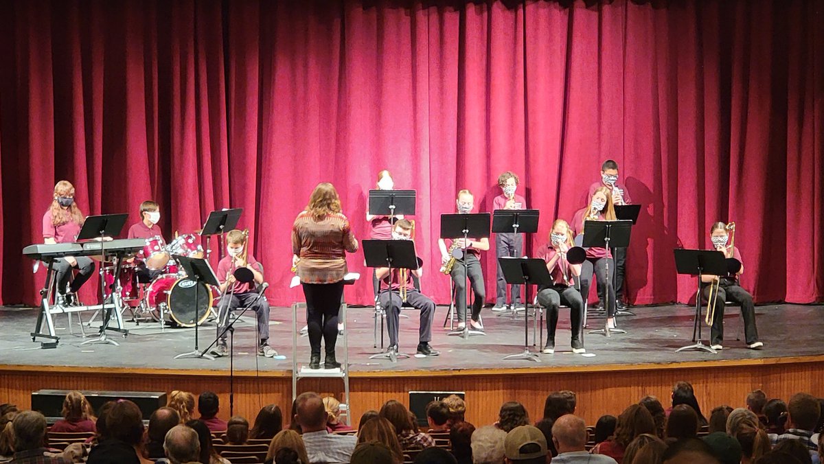 First and last 7th/8th grade live band concert for the year. It was awesome and included jazz band. Ss and Ts worked hard to make this happen. #spearfishms