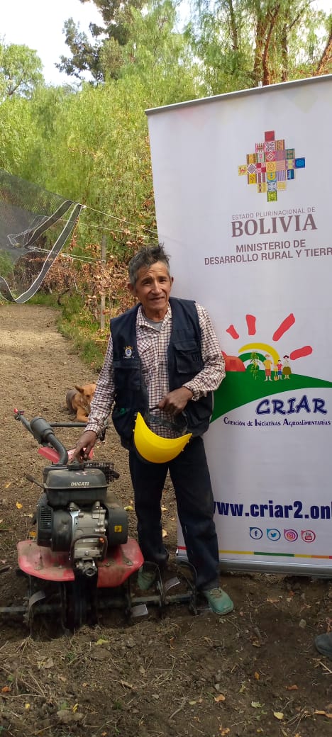 Criar_II's tweet photo. #Potosí
Productores de @Cotagaita mejoran  su producción con el uso de tecnologías agrícolas, 1751 familias se beneficiarón con el Programa CRIAR II en la gestión 2019, en la actualidad sus ingresos economicos han incrementado con la producción. 
#CRIARII https://t.co/vIf81sgn3H