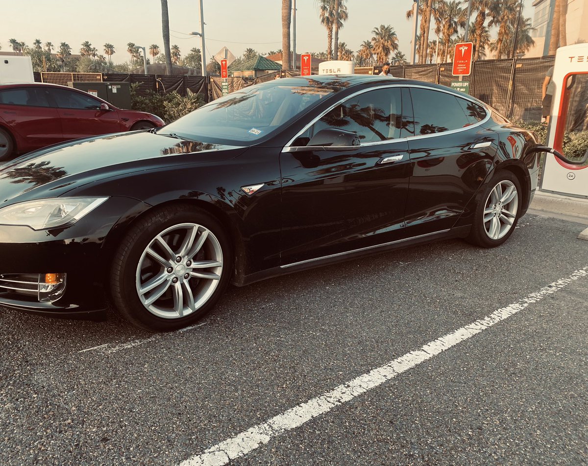I made my last car payment this month. 😅🥲 I’ve never had to replace the brakes, pump gas or get an oil change all these years later. I hope more people can take the time to see how much money you save when you buy a Tesla.