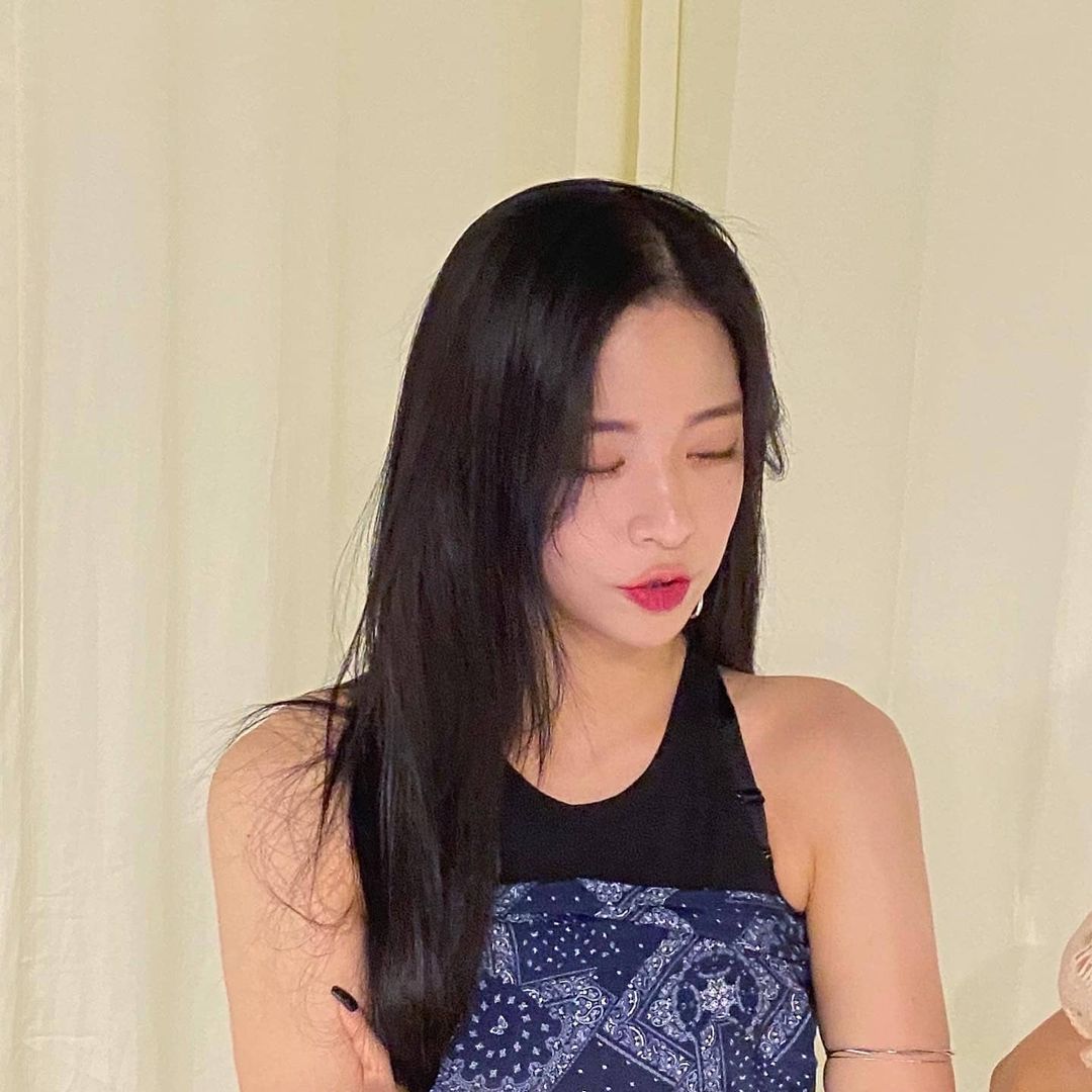habbrang's tweet photo. You're a very reliable dongsaeng and today I hope you'll be the happiest person in the world ❤❤

#Chaengiegirlfriendpicturesthatihave #HappyBirthday #❤

@frchaeng @chaeyoungly @fromieschae
https://t.co/5z44dWic9U