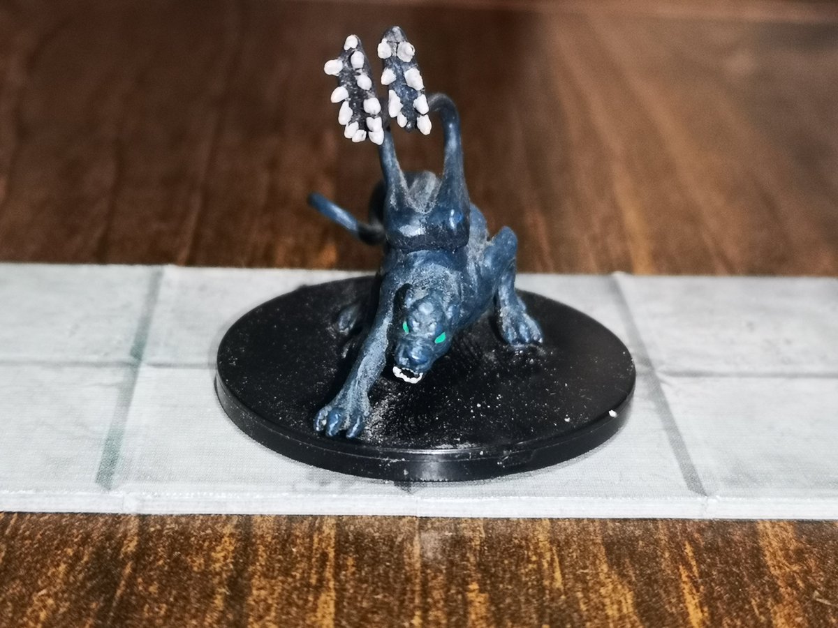 Fry420x's tweet photo. Today, my players had their first encounter with a Displacer Beast. #DnD #DMdad #dndminiatures https://t.co/OVYb9ufm2v