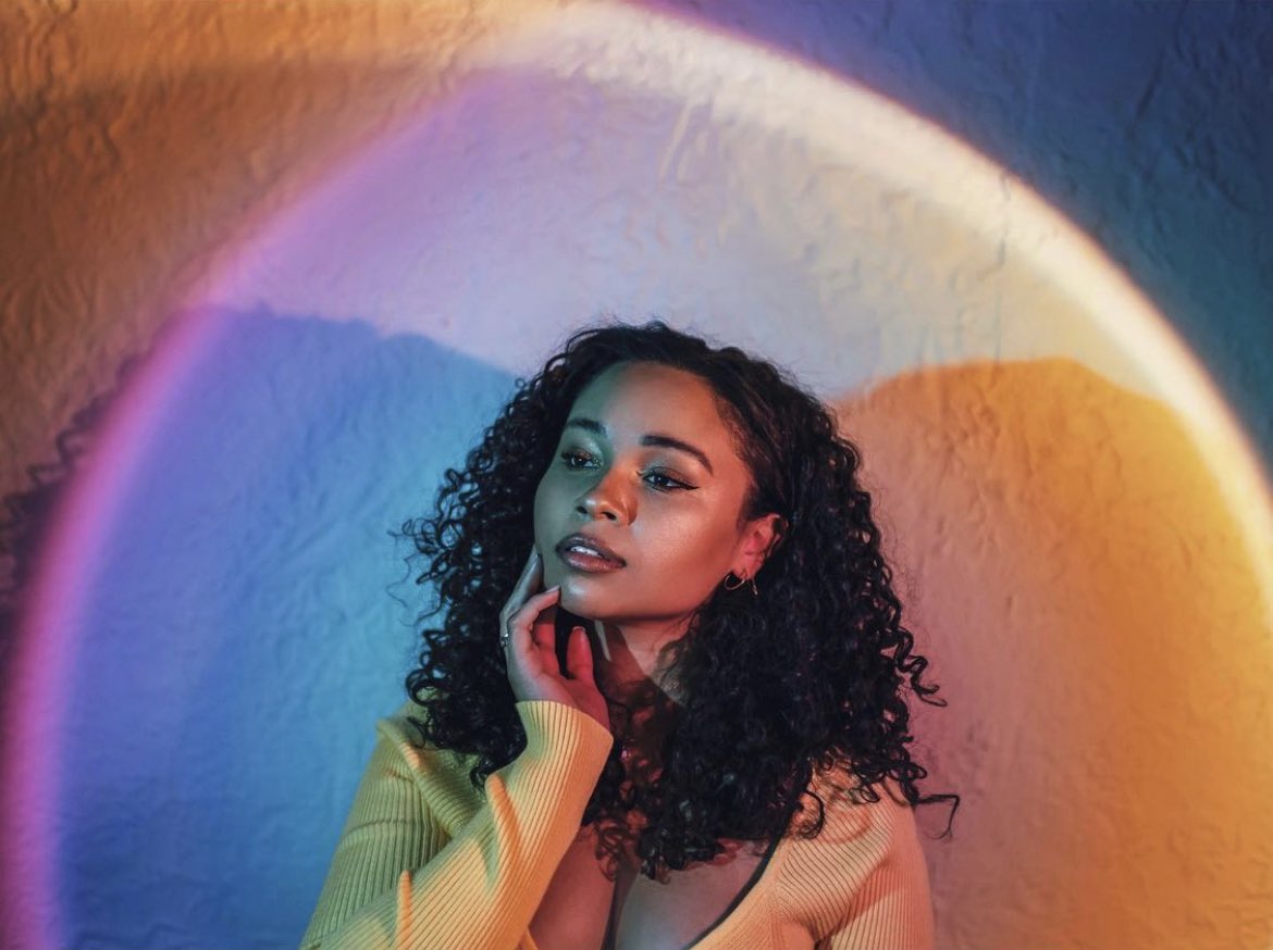 lovewoelfel's tweet photo. But you wanted Mars too🛸✨ @brandonwoelfel https://t.co/k51xchpeHK https://t.co/jKNcOIPJyV