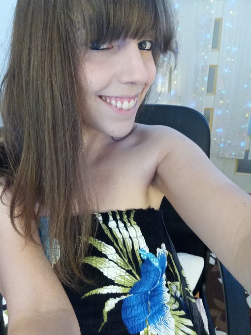 Sorry for being 15 minutes late, but here I am, live @chaturbate! https://t.co/ISes9Guc1q   #chaturbate<a href="/tag/pornhub"class="tags"><span>#pornhub</span></a><a href="/tag/cammodel"class="tags"><span>#cammodel</span></a><a href="/tag/camgirl"class="tags"><span>#camgirl</span></a><a href="/tag/chaturbate"class="tags"><span>#chaturbate</span></a><a href="/tag/alte"class="tags"><span>#alte</span></a>