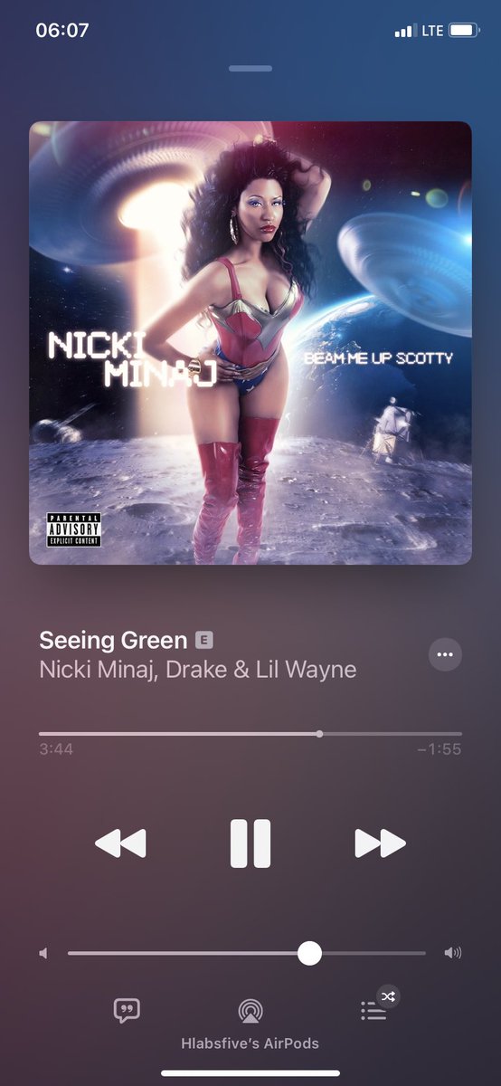hlabsfive's tweet photo. 😭😭😭😭😭😭😭😭 nah man I’m not crying someone is chopping onions 😭🔥🔥🔥🔥 @NICKIMINAJ the big 3 done did it!!!!!!!! #BeamMeUpScotty https://t.co/XltsogWPpK