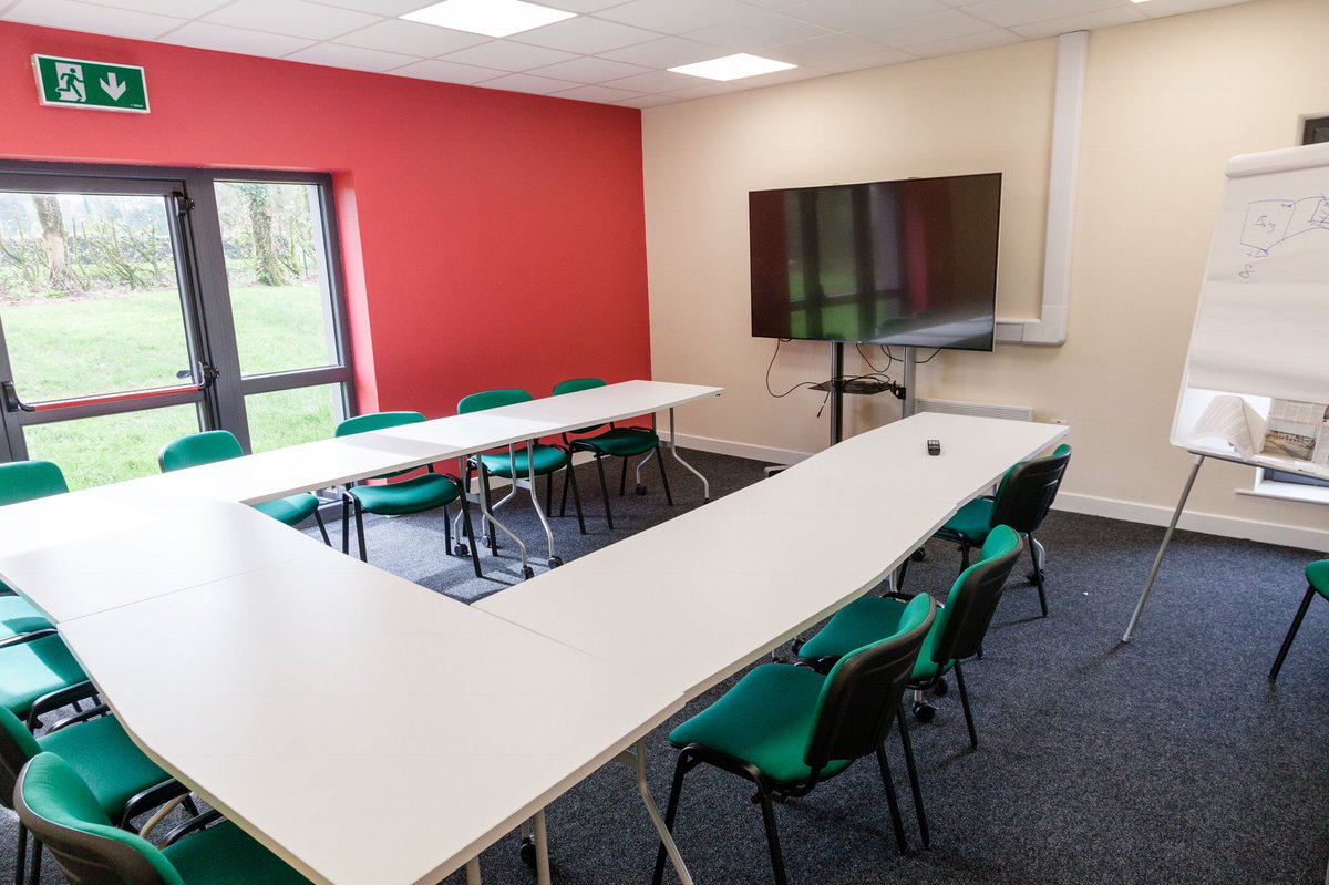 brookparkentctr's tweet photo. State of the Art #Training Facilities @brookparkentctr or the very best e-learning suite @DigitalIre  @olivesafety from the comfort of your sitting room or workplace ... Choose Brookpark Business Centre 👌
See next weeks @SouthernStarIRL for more details 👍 https://t.co/Fv7VeRNMHS