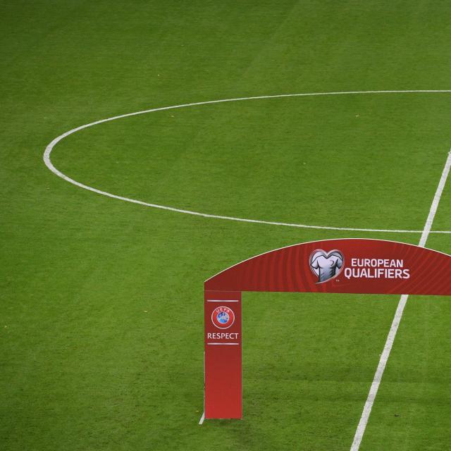 L'hymne de l'Euro 2021 dévoilé par Martin Garrix et U2 ow.ly/GeRm30rHKnR