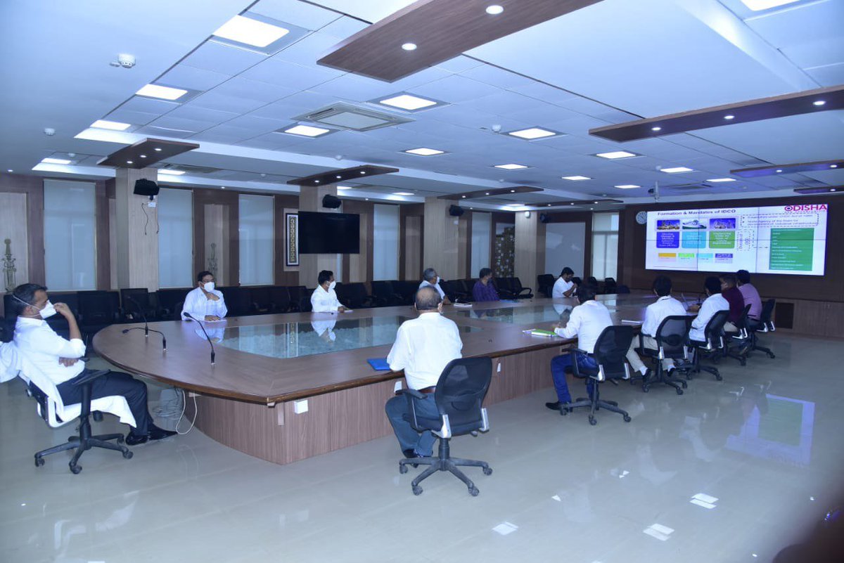 idco_odisha's tweet photo. Today, Dr. Krishan Kumar, IAS @Krishan_Kumar09 joined as new Chairman-Cum- Managing Director of IDCO. After joining, he was briefed by senior Officers of the organisation. He stressed on implementing #5T action plan and on measures to ensure Ease of Doing Business. https://t.co/Y8DE2cD8SL