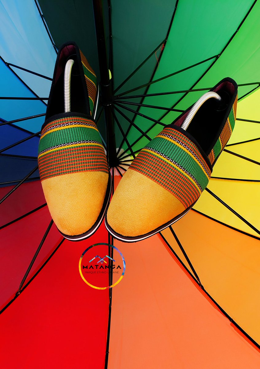 Matangashoes's tweet photo. LA CLASSIQUE JOANA DE RETOUR.
#Rainbow #dailyInspi #madeincameroon https://t.co/MD9l4YC8z3