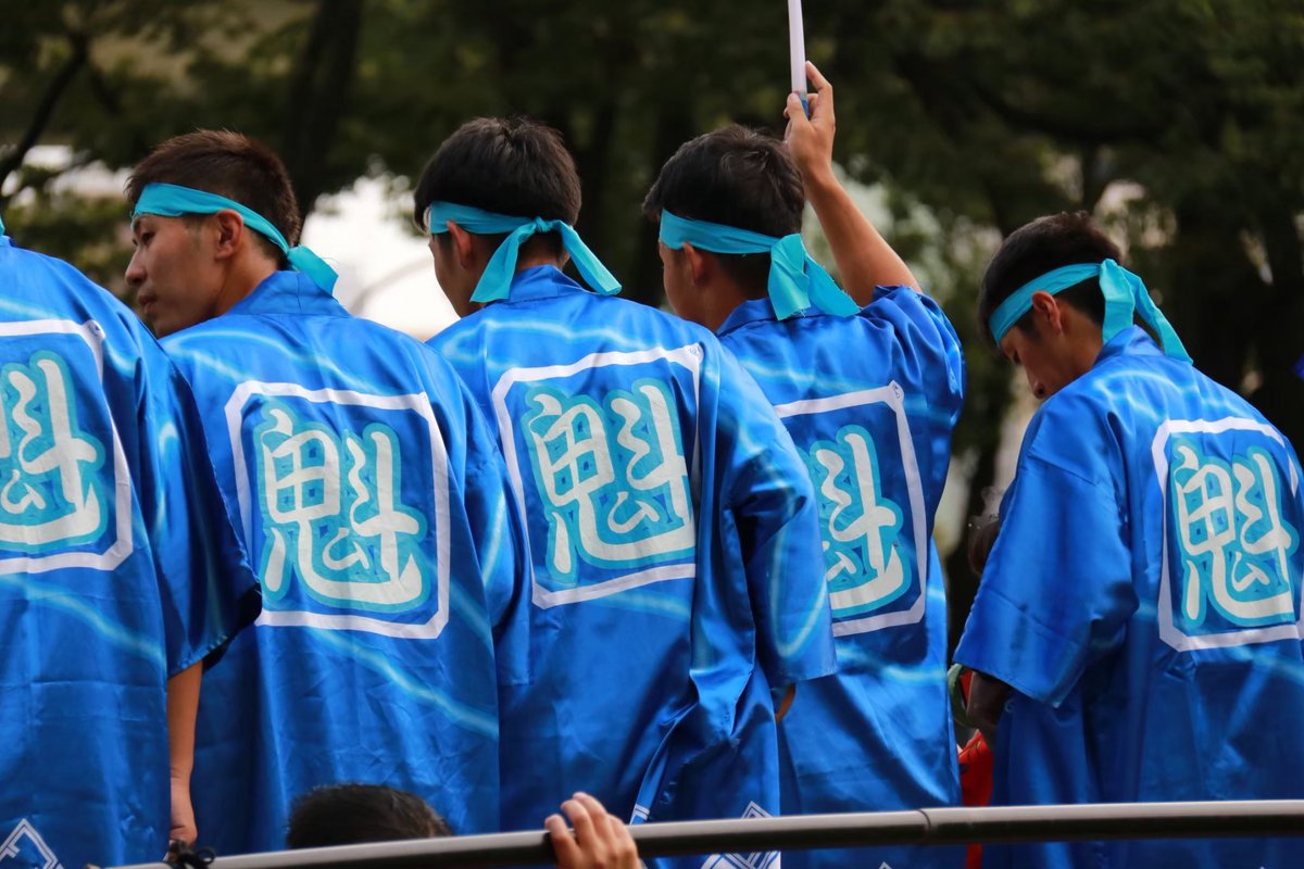 kariya_sakigake's tweet photo. ヲタ芸担当NAOTOです！万燈担当GINJIです！
推しの笑顔にキュンです！推しの後ろ姿にもキュンです！魁にキュンです！
祭アイドル応援する俺達ワンチーム！わっしょーい！
人造ファイヤファイボワイパー!
タイガータイガータタタタタイガー！
虎タイガー!虎タイガー!人造繊維イエッタイガー! https://t.co/6leV6LKFYX