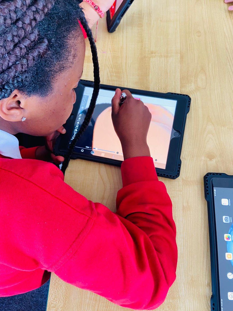 KillarneyCreat1's tweet photo. It’s the final day of #CreativeSchools Week. Our creativity will keep on flowing! ⁦@MercyHCPrimary⁩ 5th &amp; 6th Class are composing their song for ⁦@CreativeCluste2⁩ They have made digital artwork depicting the lyrics of their songs using #iPad ⁦@edcentretralee⁩ https://t.co/gLOovSMlVd