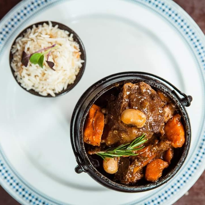 As the weather gets cooler let's tuck into our Oxtail braised with butter beans and carrots in red wine beef jus served with your choice of Moroccan rice, couscous, pap samp OR dombolo🤤​

Tell us in the comments what is your favourite winter comfort dish?