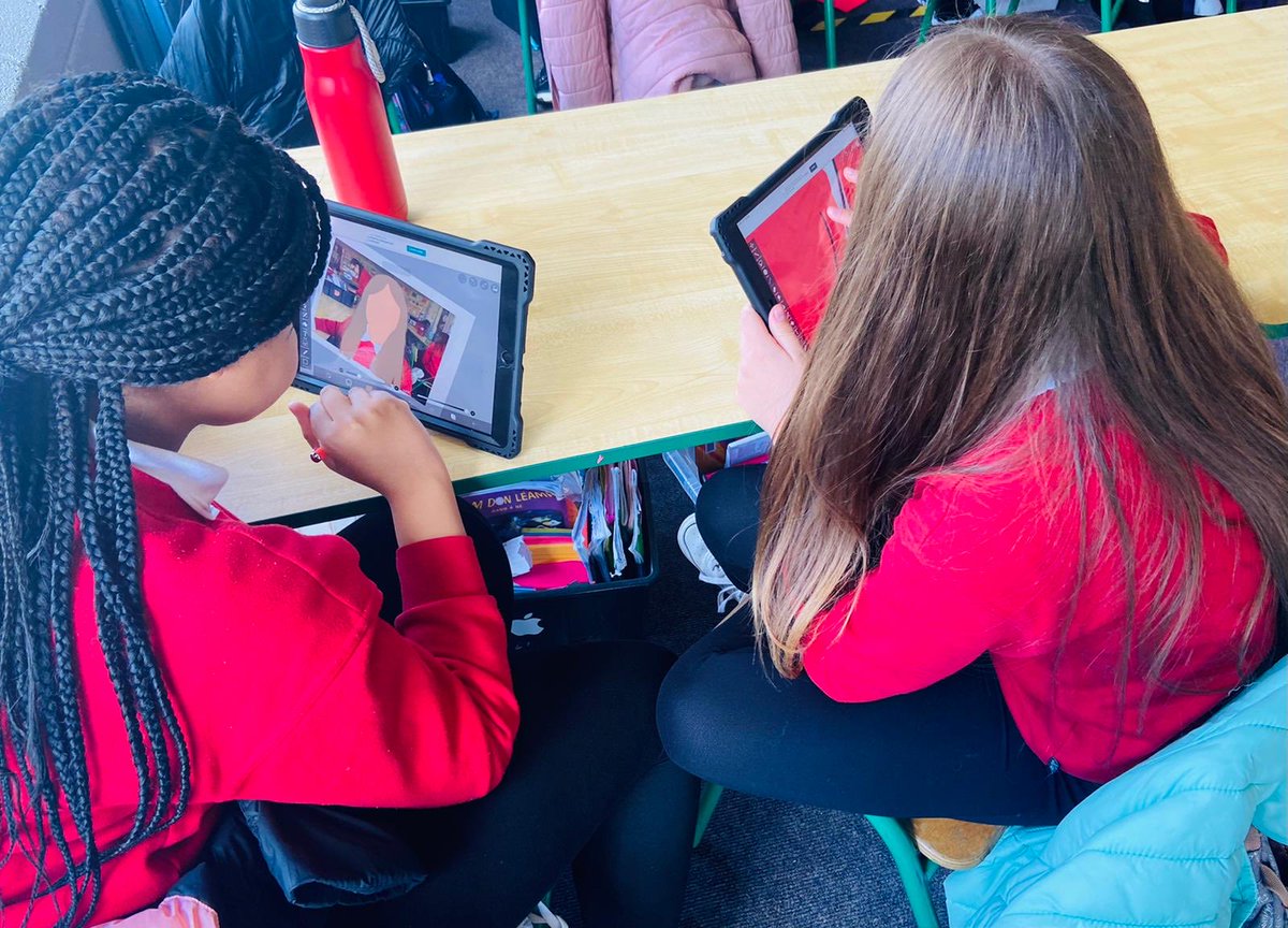 KillarneyCreat1's tweet photo. It’s the final day of #CreativeSchools Week. Our creativity will keep on flowing! ⁦@MercyHCPrimary⁩ 5th &amp; 6th Class are composing their song for ⁦@CreativeCluste2⁩ They have made digital artwork depicting the lyrics of their songs using #iPad ⁦@edcentretralee⁩ https://t.co/gLOovSMlVd