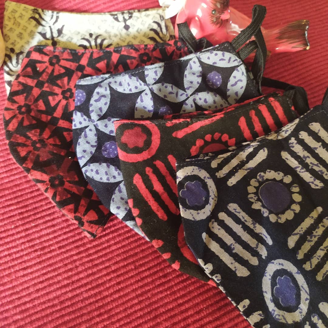 BeskBags's tweet photo. This set of 5 masks at just ₹300, free shipping anywhere in India. 

#maskupindia #MasksOn #masksforsalemumbai #masksforsaleindia https://t.co/2dN9NlZjsn