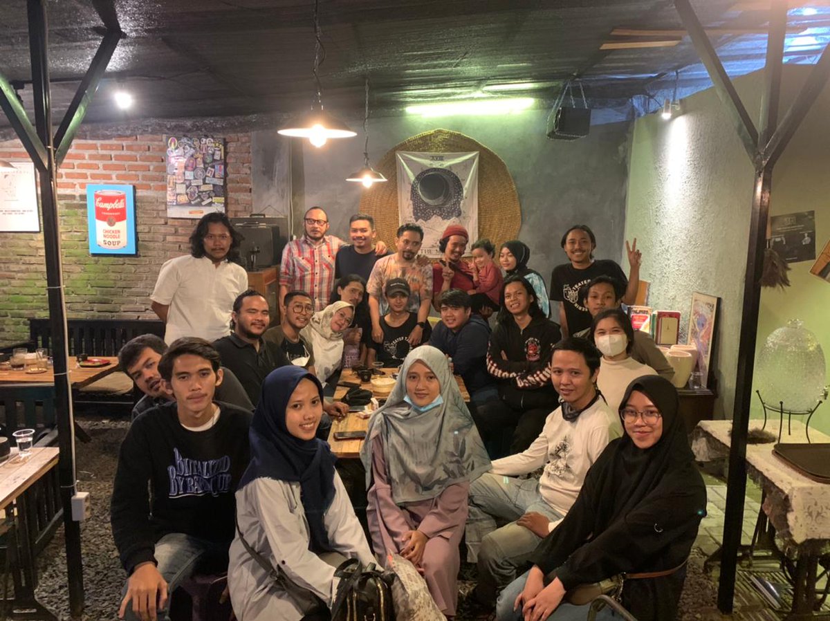 Teater Tjerobong Paberik tweet media