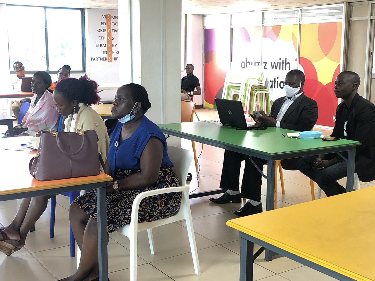 Challenges_UG's tweet photo. As a #SME in the #YouthToWorkUg programme, we invest in giving you the tips to unlock effective business tools. Today; we’re discussing how to not only employ the right strategy for your business, but also how to execute the strategy to achieve competitive advantage and growth! https://t.co/uyUsnyFzCO