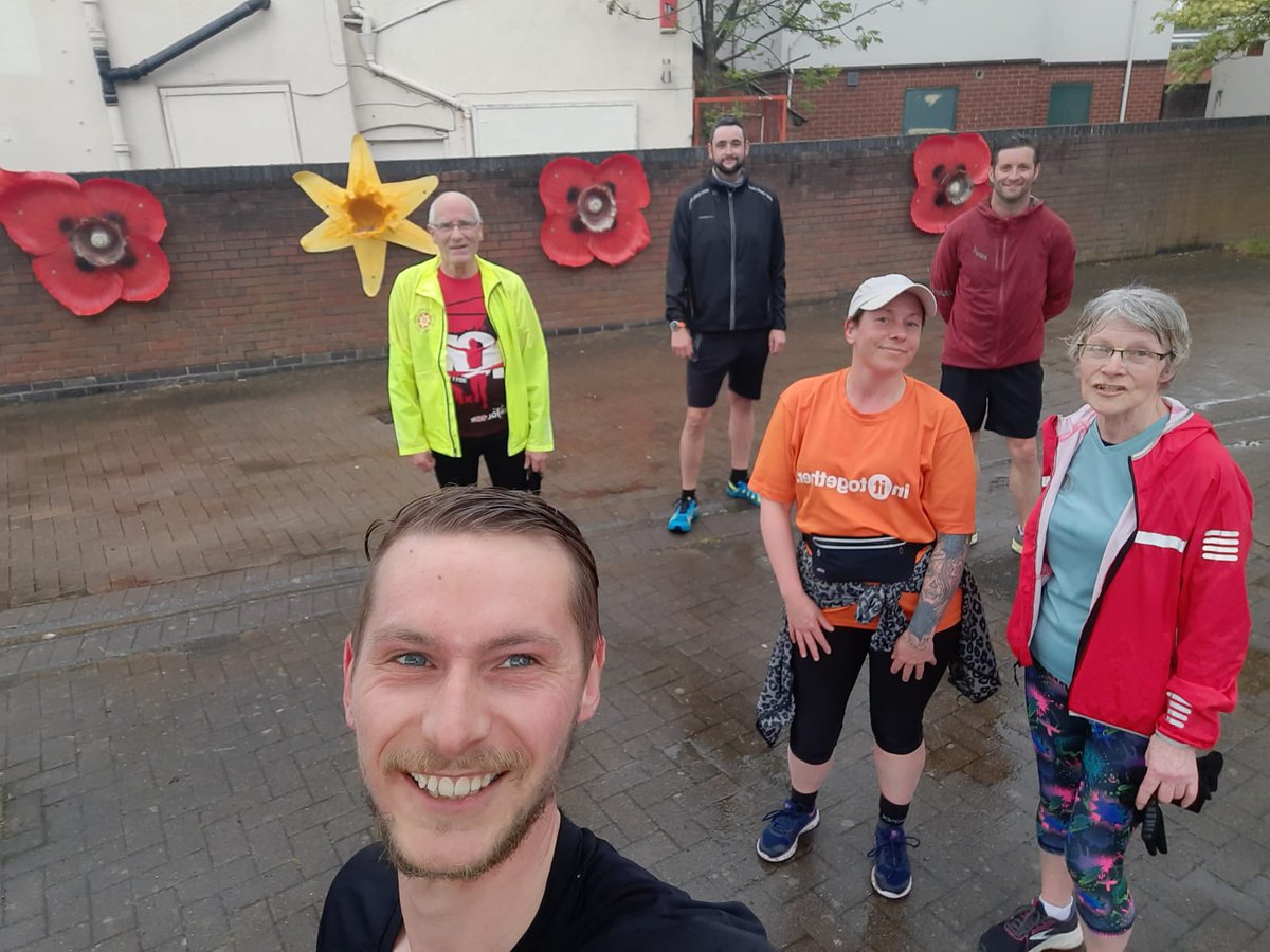 HortechM's tweet photo. One of our East Midlands managers leading the first Attleborough Community running group session. Was great to get all abilities involved and we even knocked 10 minutes off someone's 5K to get them a new pb! Running is great for mental health, fighting stress and socialising. https://t.co/CCNtXazabo