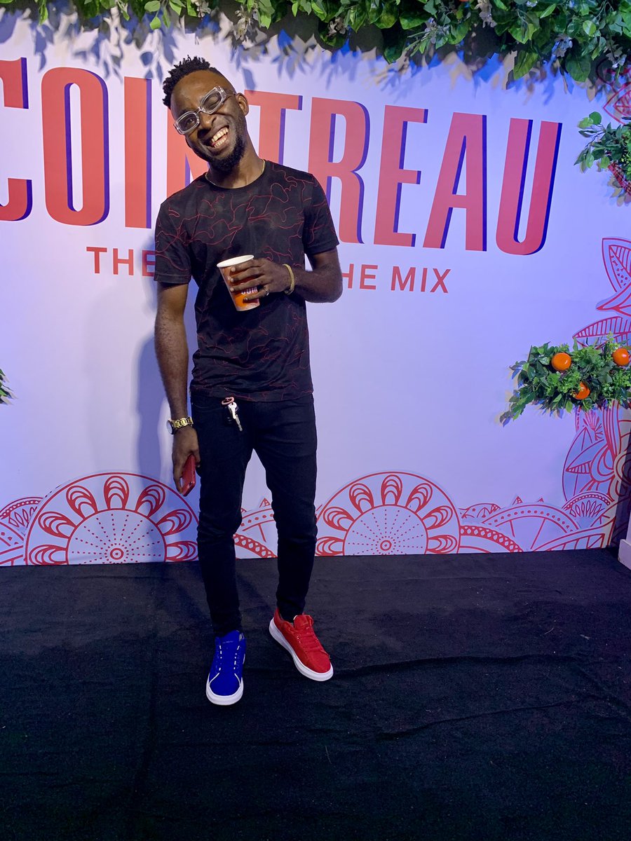 IamDJMAXWELL's tweet image. Ignore the CROWD and Stay FLY

#WeMakingProgress #GiantSlayer #SugarBoi #DjTohBadt