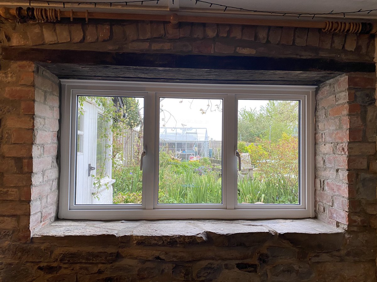 Traditional, meet modern. A great install by our friends at <a href="/mark_robbinsltd/">Mark Robbins Ltd</a>, showing you that old and new can work wonderfully together! Head to our website to view our range of aluminium products, today! re-aluminium.co.uk