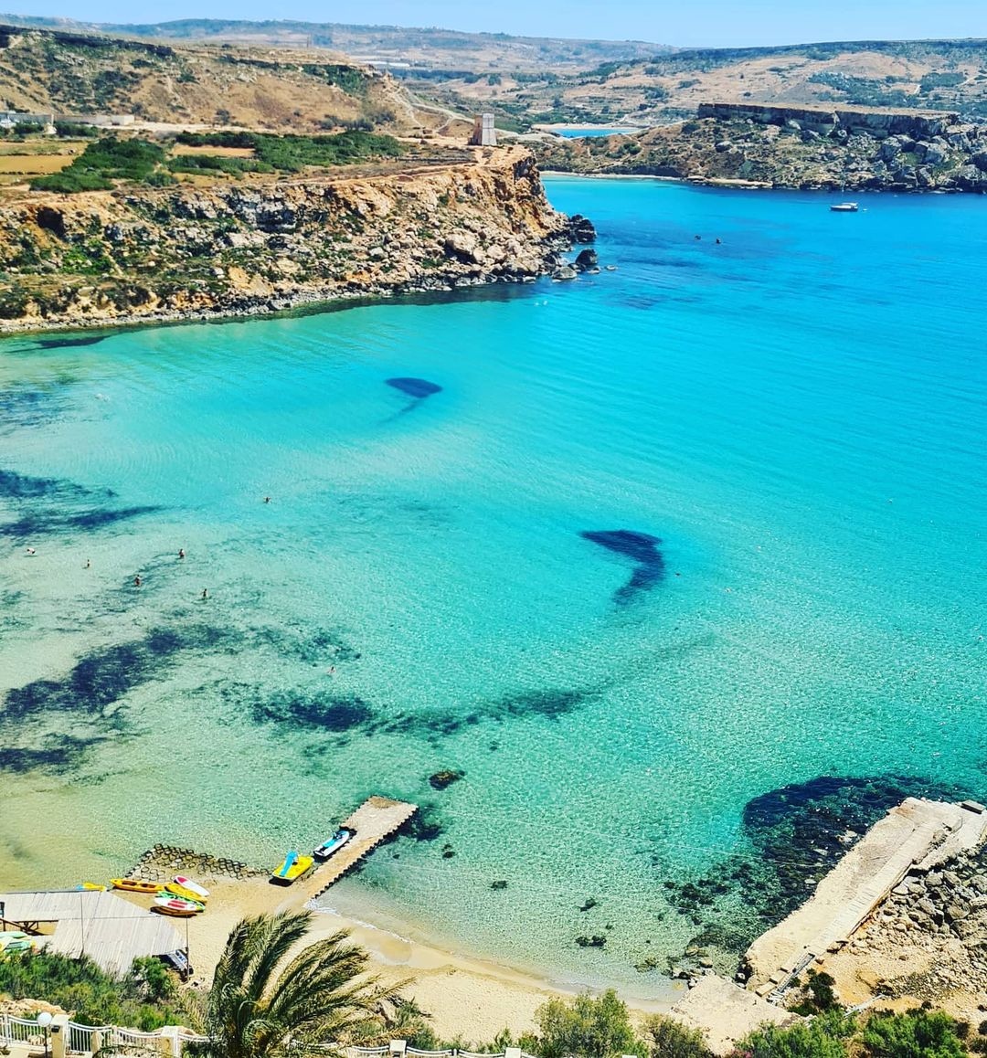 hoteljuliani's tweet photo. The Għajn Tuffieħa: one of Malta’s most majestic natural wonders -only a short drive away from our hotel. 🌊💙 Explore the unique landscapes the island has to offer, with your stay at Juliani! ✨

📷 georouv/IG

✨https://t.co/Gcl7a4lBZJ https://t.co/Ti4pxv5oh3