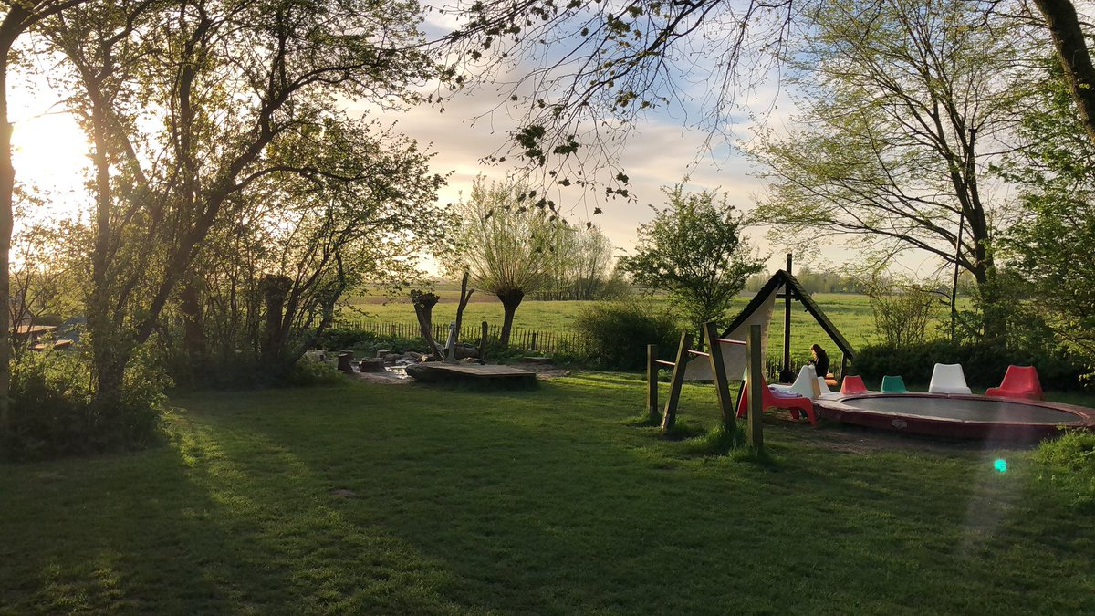 wytsepyt's tweet photo. Dichtbij huis en toch echt even weg geweest de afgelopen dagen. Wat een fijne plek daar bij @itDreamlan! #proefkamperen #kollumerpomp #tent https://t.co/JcRQSx72D9