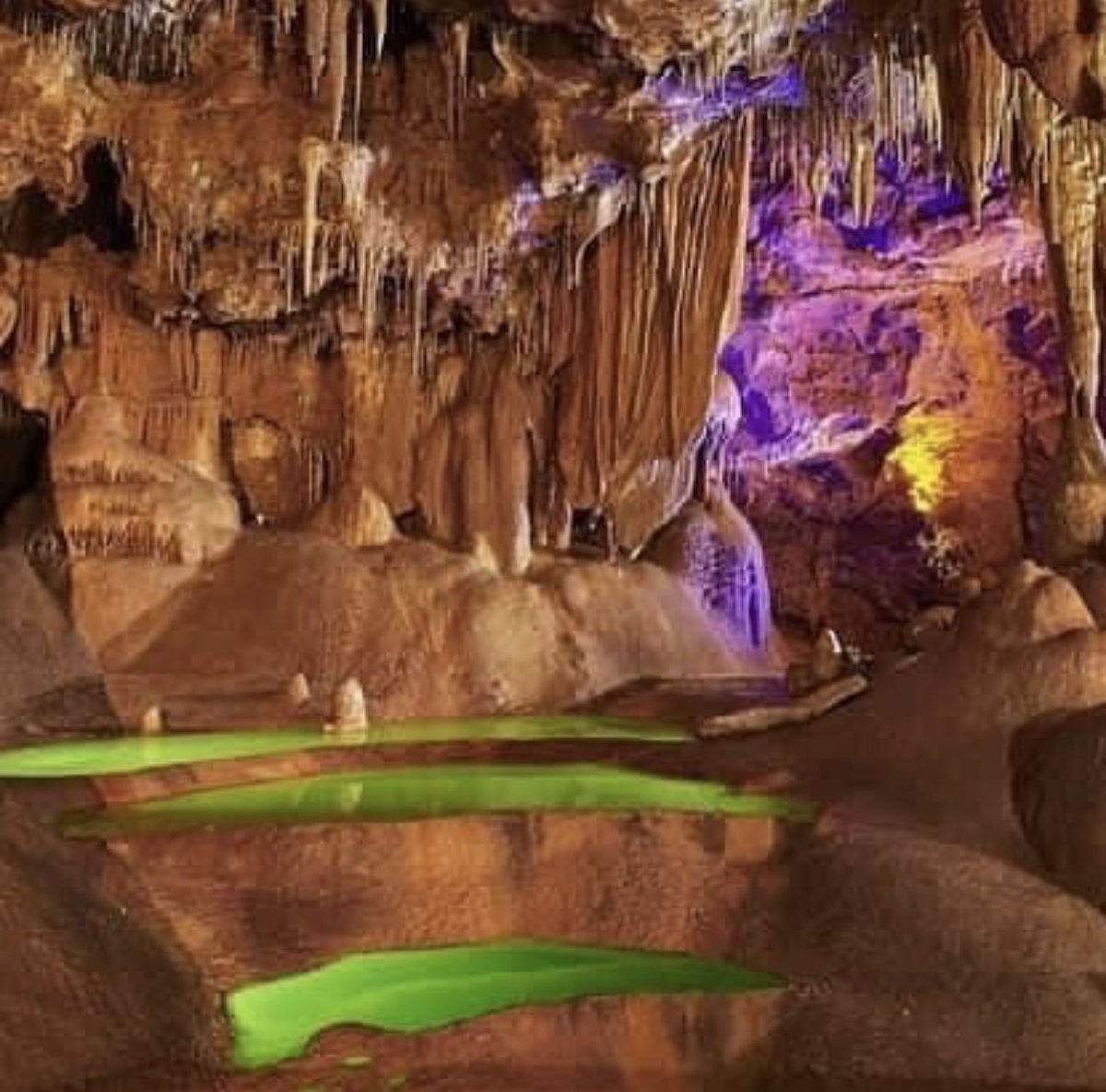 idweekend's tweet photo. #iDnature

Plongez dans les profondeurs mystérieuses de le #Grotte de Baume Obscure. Un festival unique de formes, de couleurs et de musique qui magnifie l’#œuvre créatrice de la #nature. https://t.co/GibCpixUTR