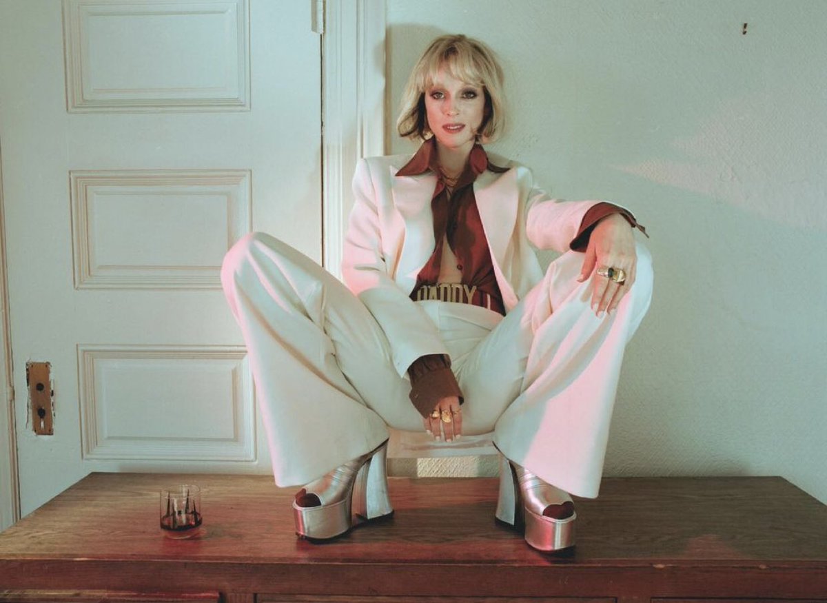 Buongiorno oggi penserò intensamente ad una persona soltanto