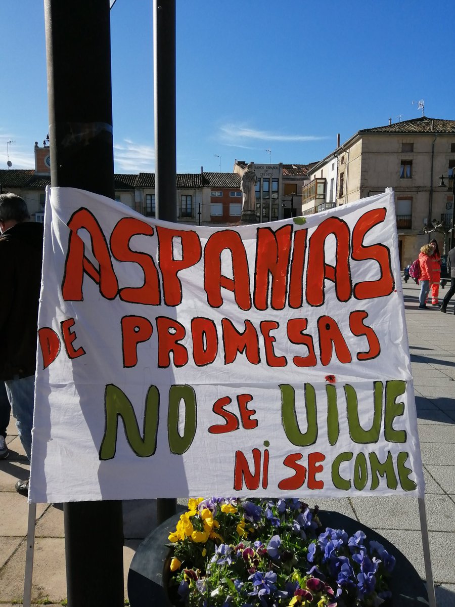 ugtenaspanias's tweet photo. Las trabajadoras de la residencia de mayores de Salas y Villadiego exigen que @AspaniasBurgos pague las nóminas.

Que cobre tarde
el señor alcalde! https://t.co/vjGFeR21qX