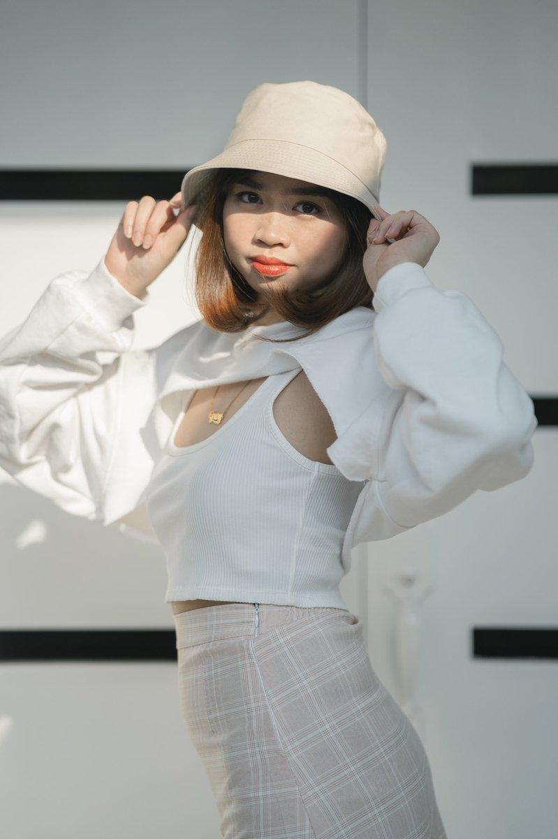 frnzlloyd's tweet photo. Sharing with you @gwyomi's portrait sesh https://t.co/pOhBtzK9xz