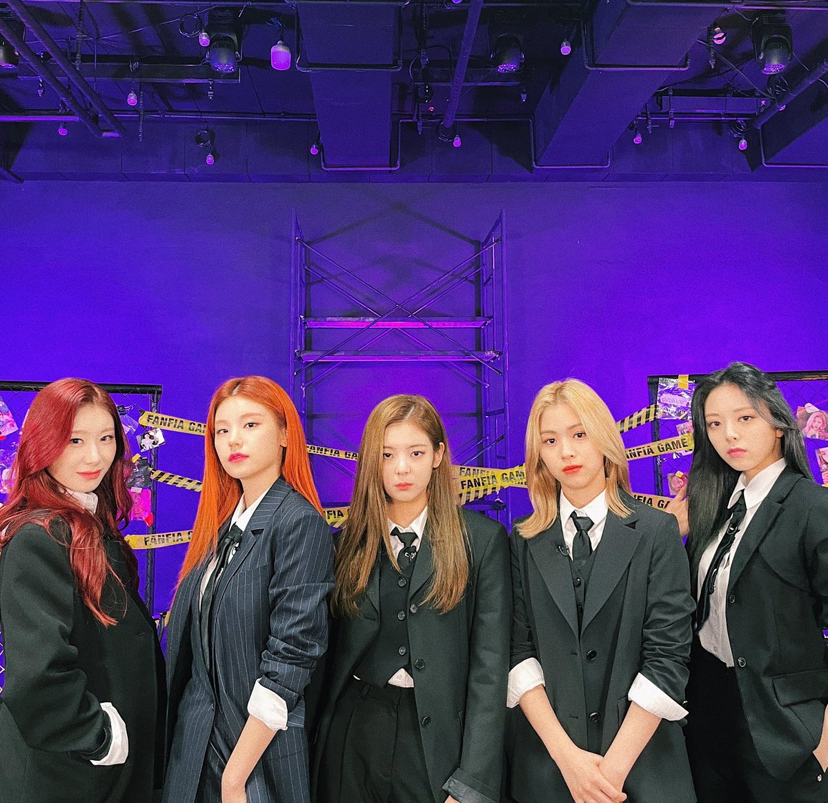 reullean's tweet image. MIDZY! apakah kamu menemukan siapa mafianya? ini terasa lebih menyenangkan setelah melakukanya dengan kalian 😆